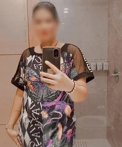 Call Girl Kannur Seema